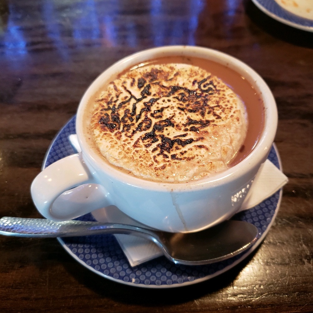 Meet your Posher, Cristina